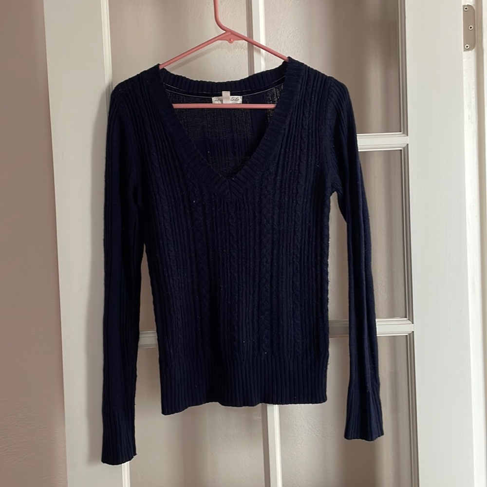 Aeropostal navy blue knit sweater